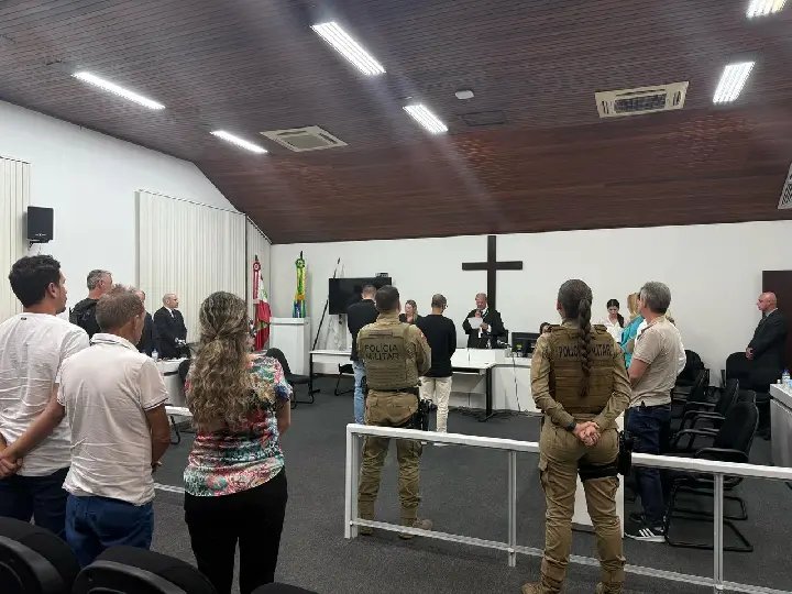 Tribunal do Júri condena dois homens por homicídio em Brusque