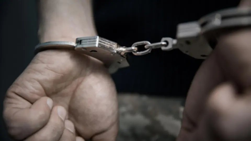 Casal foragido por homicídio em Blumenau é preso após seis anos