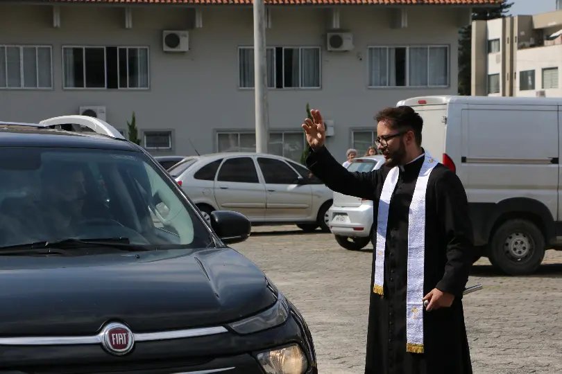 Paróquia São Luís Gonzaga promove Drive-Thru solidário neste sábado