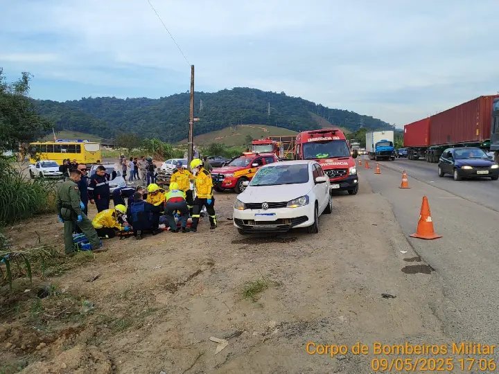 Homem sofre graves ferimentos após ser atropelado na BR-470