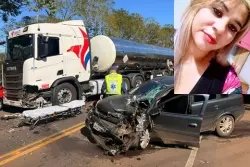 Mulher morre após colisão frontal entre carro e carreta