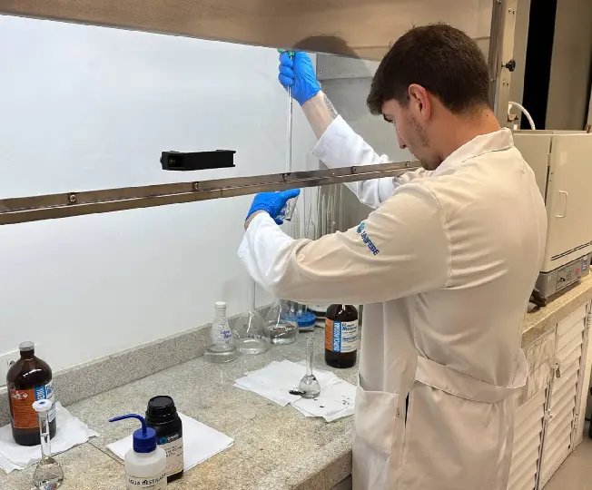UNIFEBE apoia indústria local com serviços técnicos gratuitos na área química