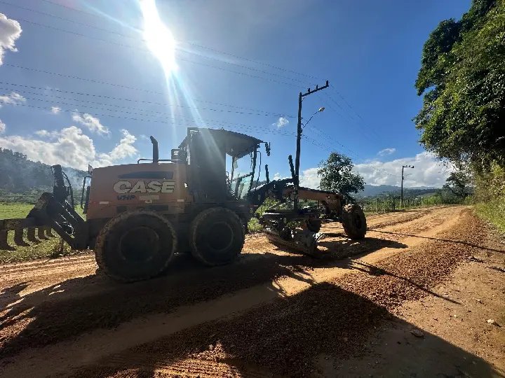 (ÁUDIO) Serviço de patrolamento é realizado na rua DJ-042, em Dom Joaquim