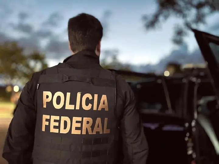 Preso em Blumenau, chinês é extraditado por fraudes no fisco da China