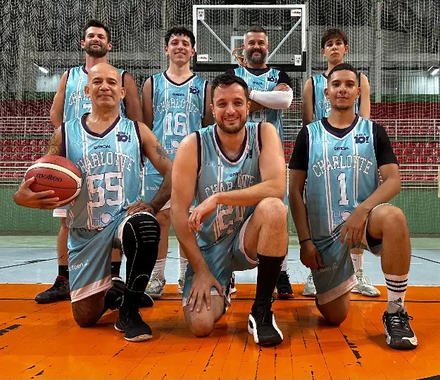 Basquete de alto nível define finalistas em Brusque