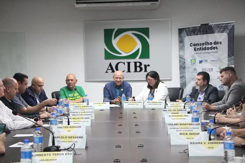 (VÍDEO) Reunião na ACIBr debate ações voltadas à população em situação de rua