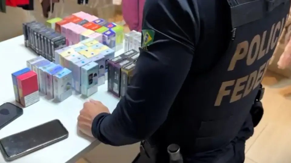 (VÍDEO) PF deflagra operação contra venda de vapes em Brusque e Guabiruba