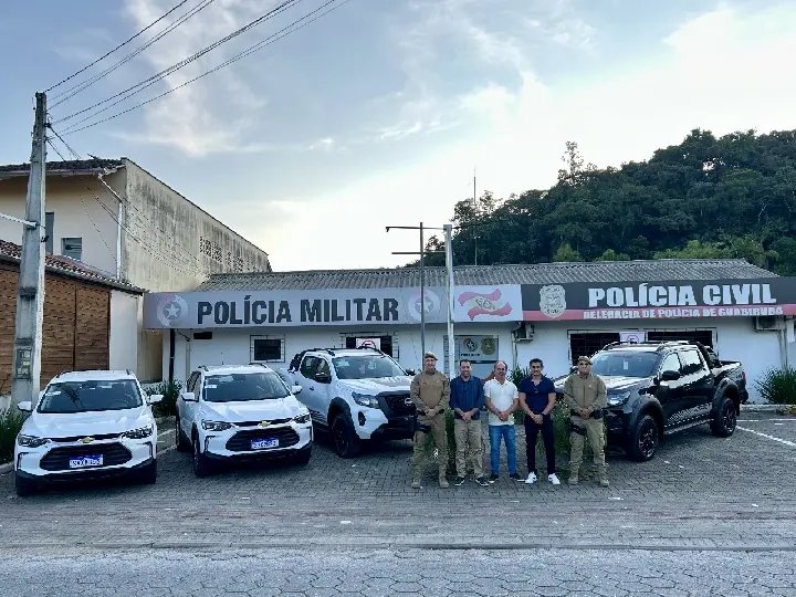 Guabiruba recebe cinco novas viaturas para reforçar a segurança pública