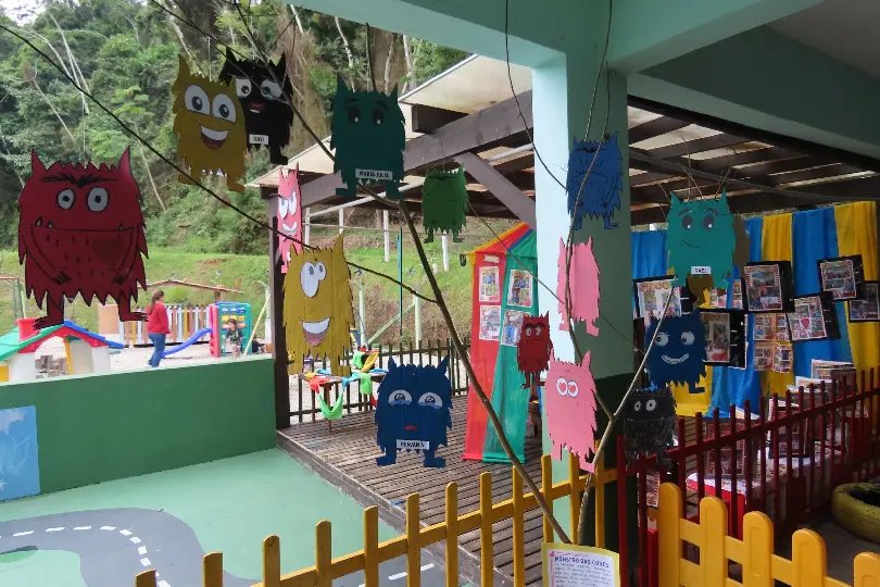 Secretaria de Educação encerra primeiro semestre nas escolas