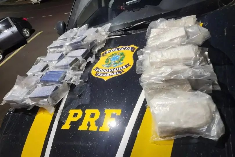 PRF encontra mais de 17 kg de drogas escondidos em local inusitado