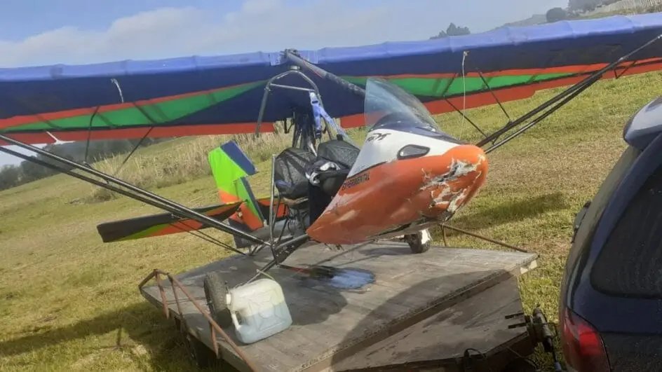 Rajada de vento provoca acidente com avião no aeroporto 