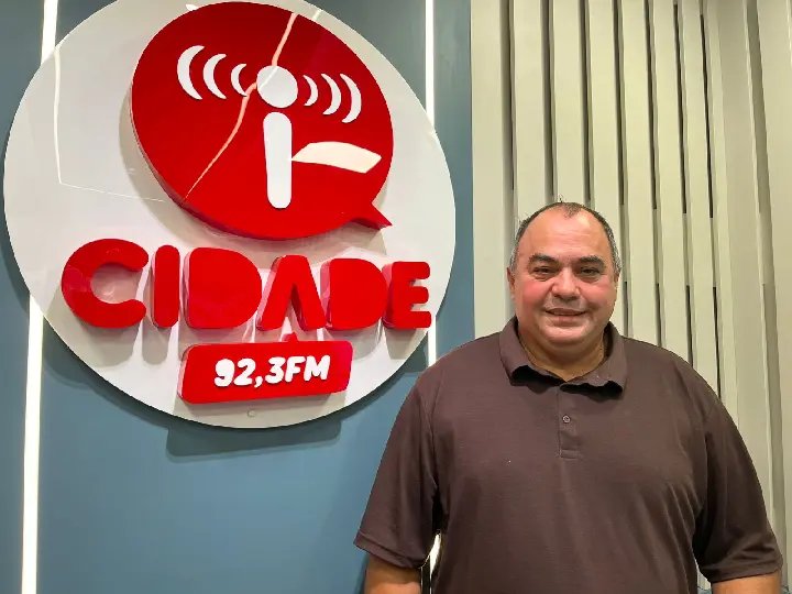 (VÍDEO) Vereador critica troca constante de presidentes no Samae: “Não se dá uma sequência”