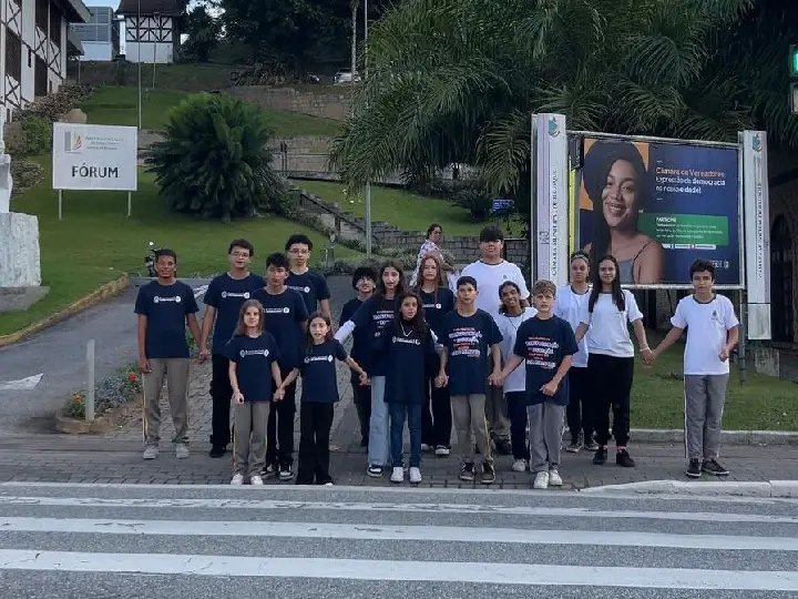 Escola representa Brusque em projeto nacional de cidadania e controle social