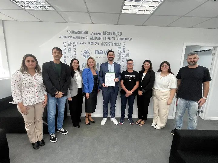 Prefeito assina decreto que cria o selo “Empresa Abraça Mulher”