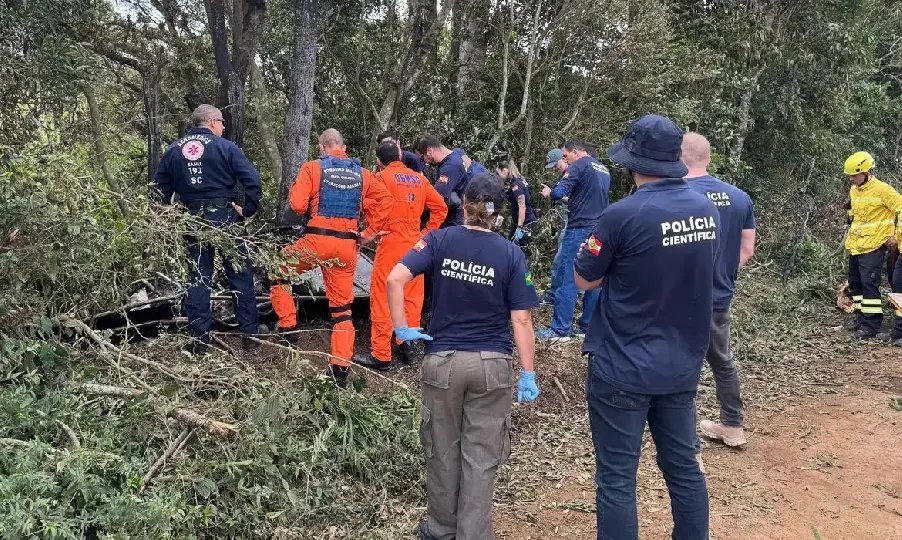 Vítimas de queda de balão em Praia Grande foram encontradas abraçadas, diz delegado-geral