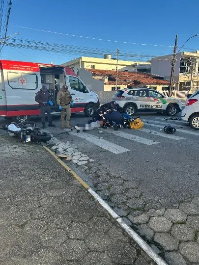 Motociclista morre após colisão com carro em Itajaí