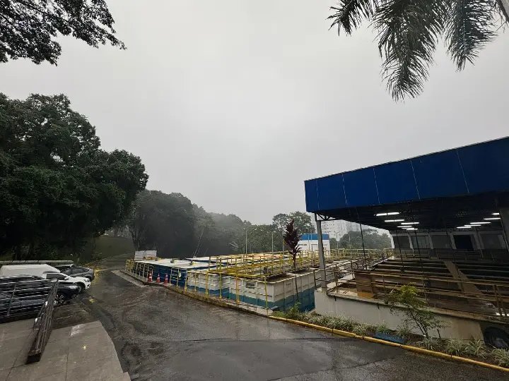 Chuvas elevam turbidez do Rio Itajaí-Mirim e SAMAE pede uso consciente da água