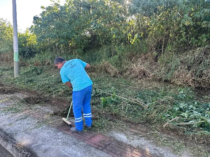 Rio Itajaí-Mirim recebe mutirão de limpeza na margem esquerda