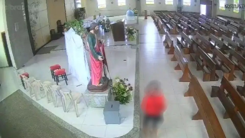(VÍDEO) Paróquia São Judas Tadeu restringe acesso após incidente de desrespeito