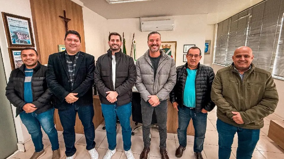 Brusque e Canelinha discutem pavimentação de novo acesso pela Serra do Moura