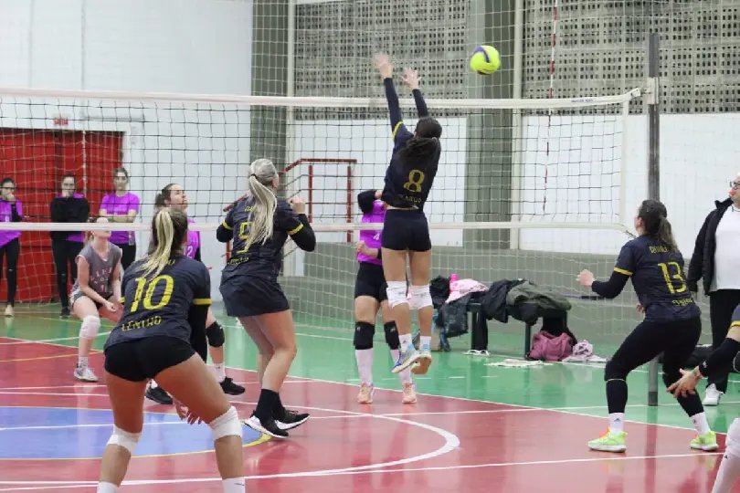 Finalistas definidos no vôlei feminino e estreia de novas modalidades