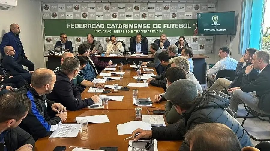 Brusque e Carlos Renaux disputam vaga em competições nacionais na Copa Santa Catarina 2025