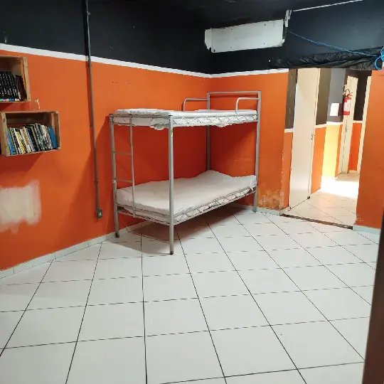 Abrigo temporário é transferido para novo local