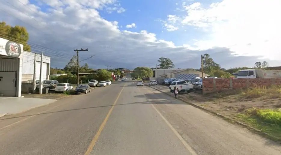Briga em postinho de saúde termina com golpes de foice