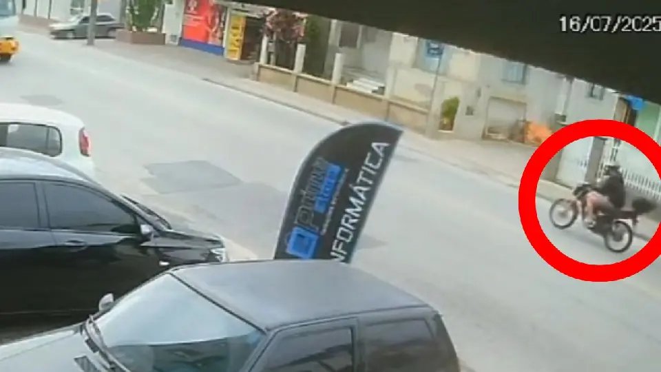 (VÍDEO) Câmera de segurança registra momento de acidente na General Osório