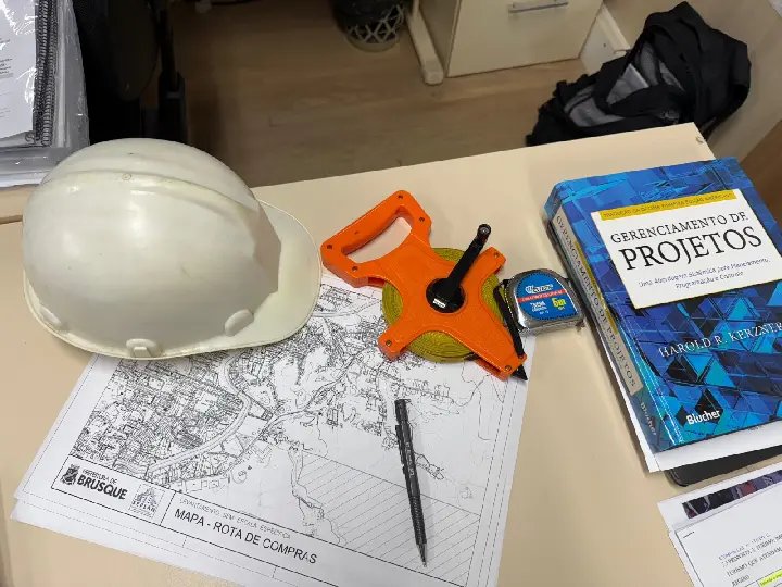 Prefeitura de Brusque lança processo seletivo com vagas para engenharia e arquitetura