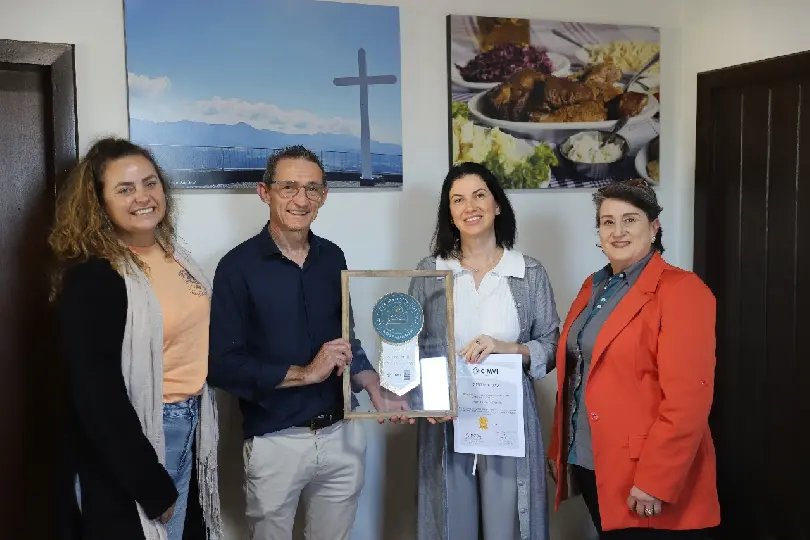Chalé Canto do Dragão recebe selo Ouro Plus do Programa Vale Europeu Sustentável