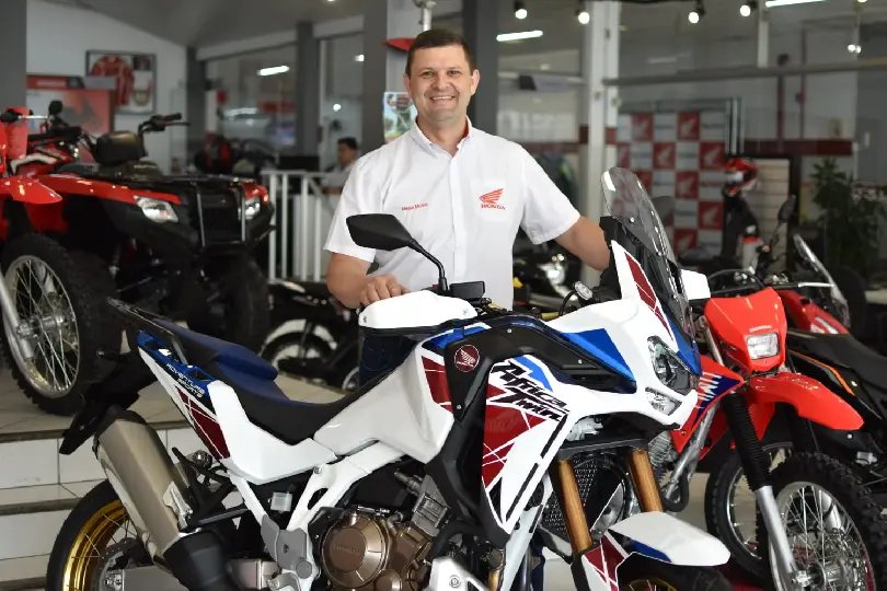 Mega Motos Brusque celebra o Dia do Motociclista com café da manhã especial e grandes promoções