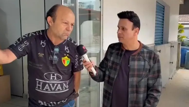 (VÍDEO) "A tendência é piorar cada vez mais", diz funcionário de comércio sobre buraco na 1º de Maio
