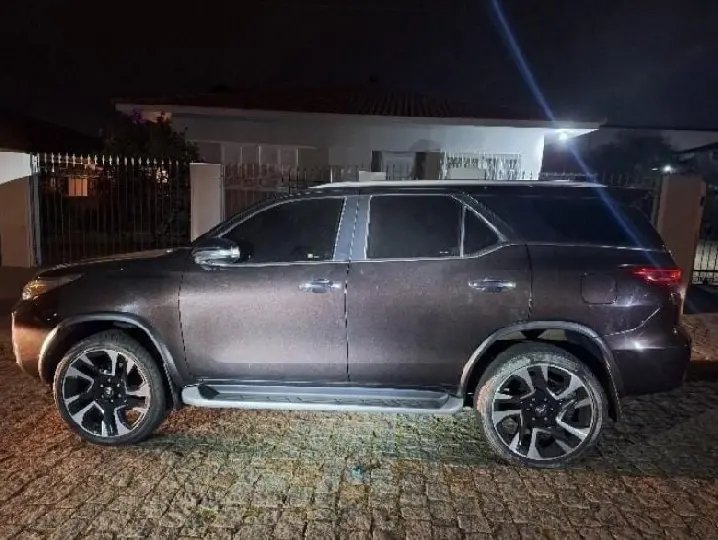 Caminhonete furtada no Litoral é recuperada em Brusque