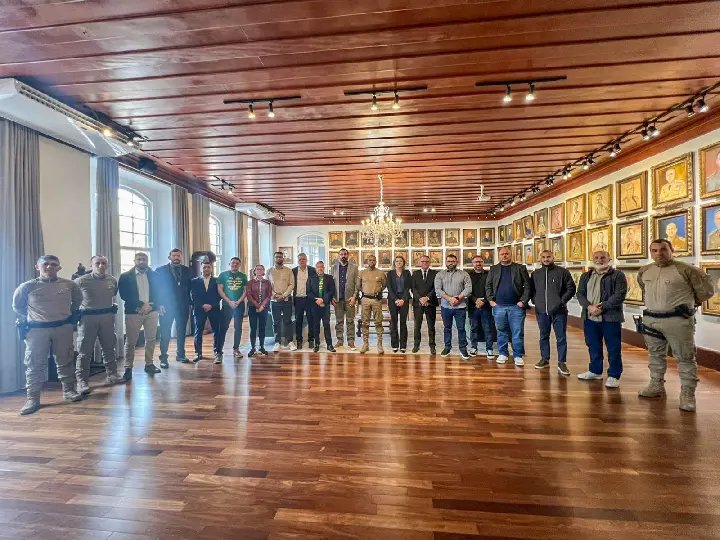 Havan reforça parceria com a PMSC em reunião sobre segurança no varejo
