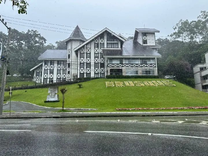 Defesa Civil emite alerta para temporais em Brusque neste domingo 