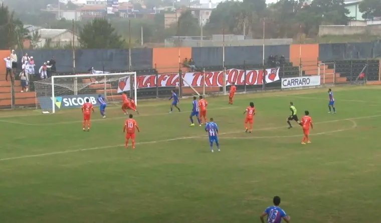 Renaux vence o Camboriú e avança às semifinais da Série B