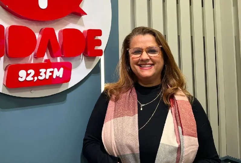 (VÍDEO) Kátia Costa revela curiosidades e história da Biblioteca Pública de Brusque