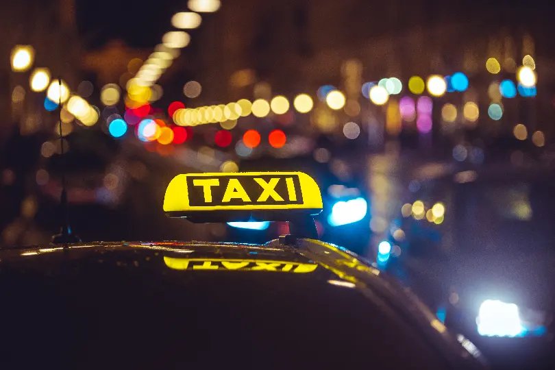 Homem é preso após tentar assaltar e agredir taxista com barra de ferro 