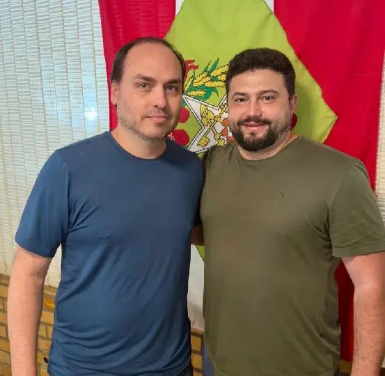 Visconti encontra Carlos Bolsonaro e declara apoio a pré-candidatura ao Senado por SC