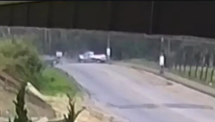 (VÍDEO) Grave acidente entre carros deixa feridos em Guabiruba
