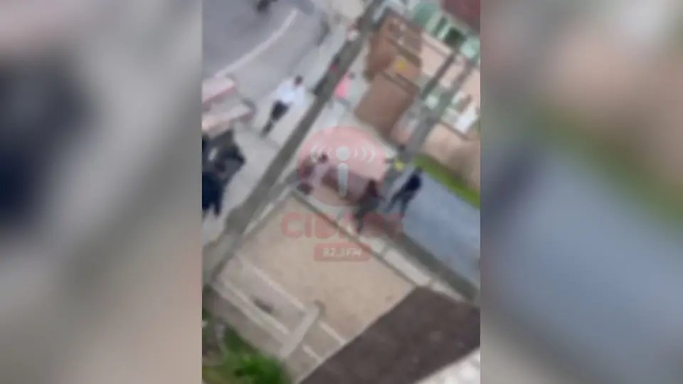 Vídeo mostra desentendimento que terminou em agressão na Rua Florianópolis