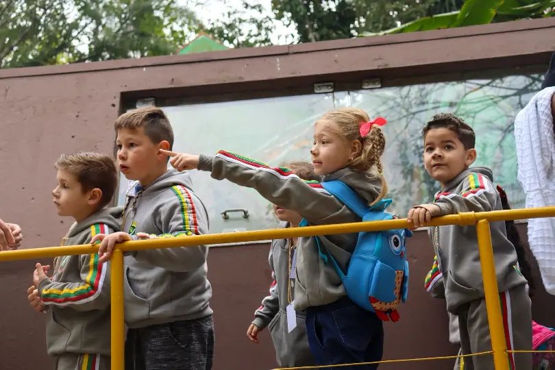 CEI Bisa Olga Fischer participa de atividade literária no Zoobotânico 