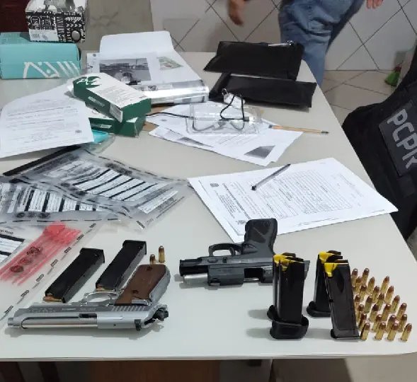 Foragidos perigosos são localizados e presos com armas em Camboriú