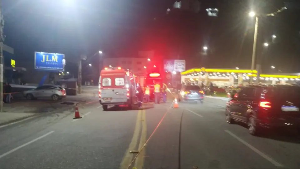 Mulher morre atropelada no Centro