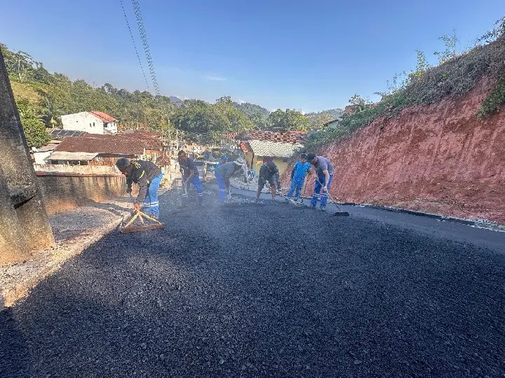 Apesar de desafios, programa de Pavimentação Comunitária finaliza mais uma via
