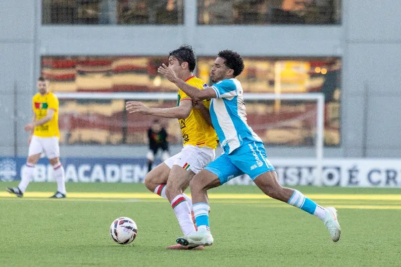 Quadricolor sofre virada nos acréscimos e é derrotado pelo Londrina