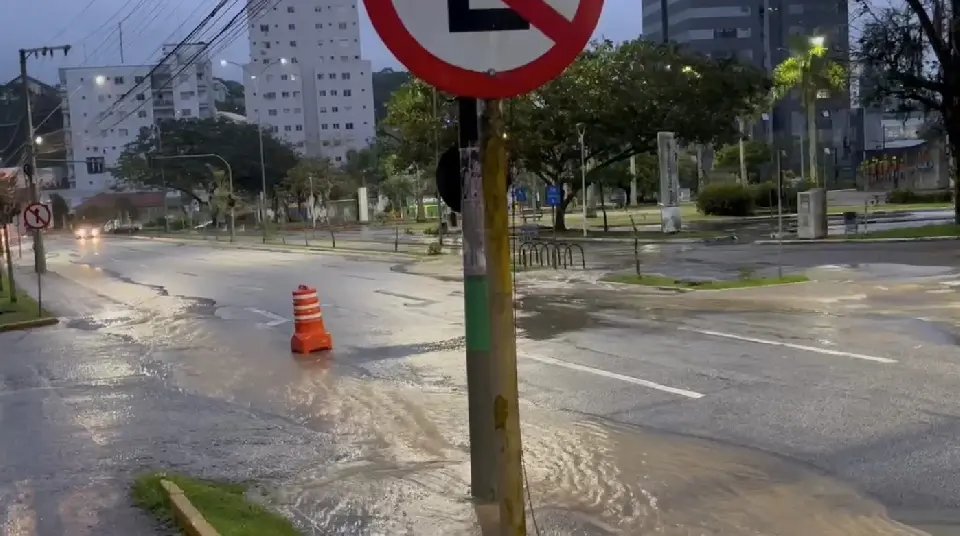 Cerca de dez ruas devem sofrer com o desabastecimento de água; saiba quais são