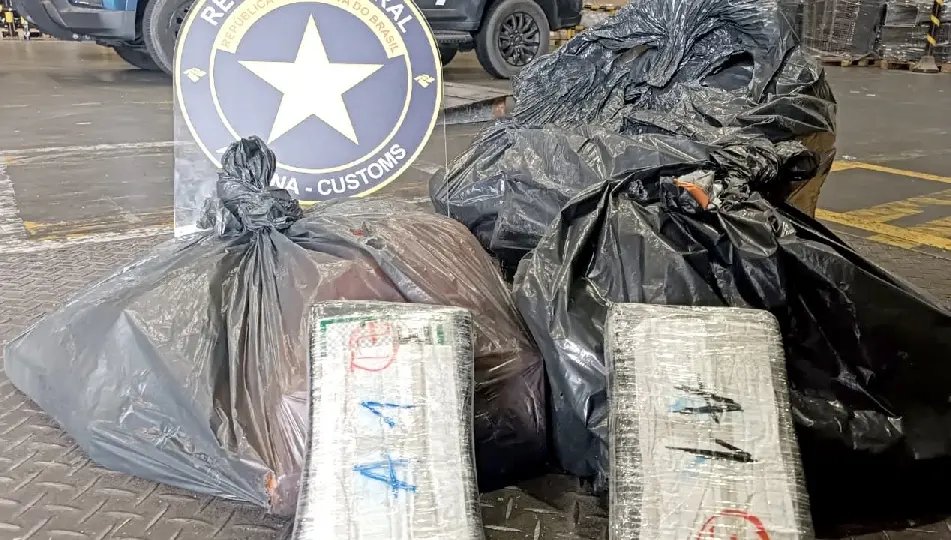 Receita apreende 1,1 tonelada de cocaína em portos de SC e PR