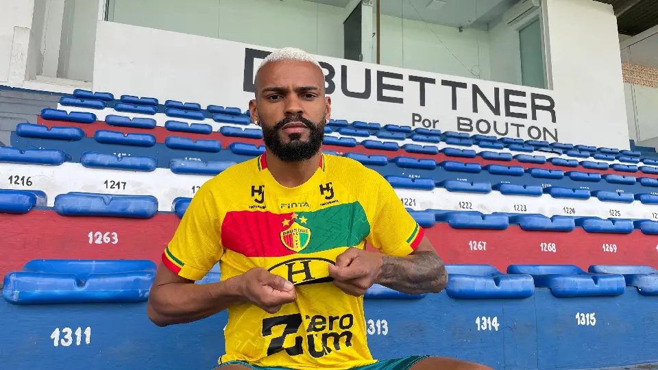 Brusque anuncia lateral Ailton Santos, antecipado pela Rádio Cidade